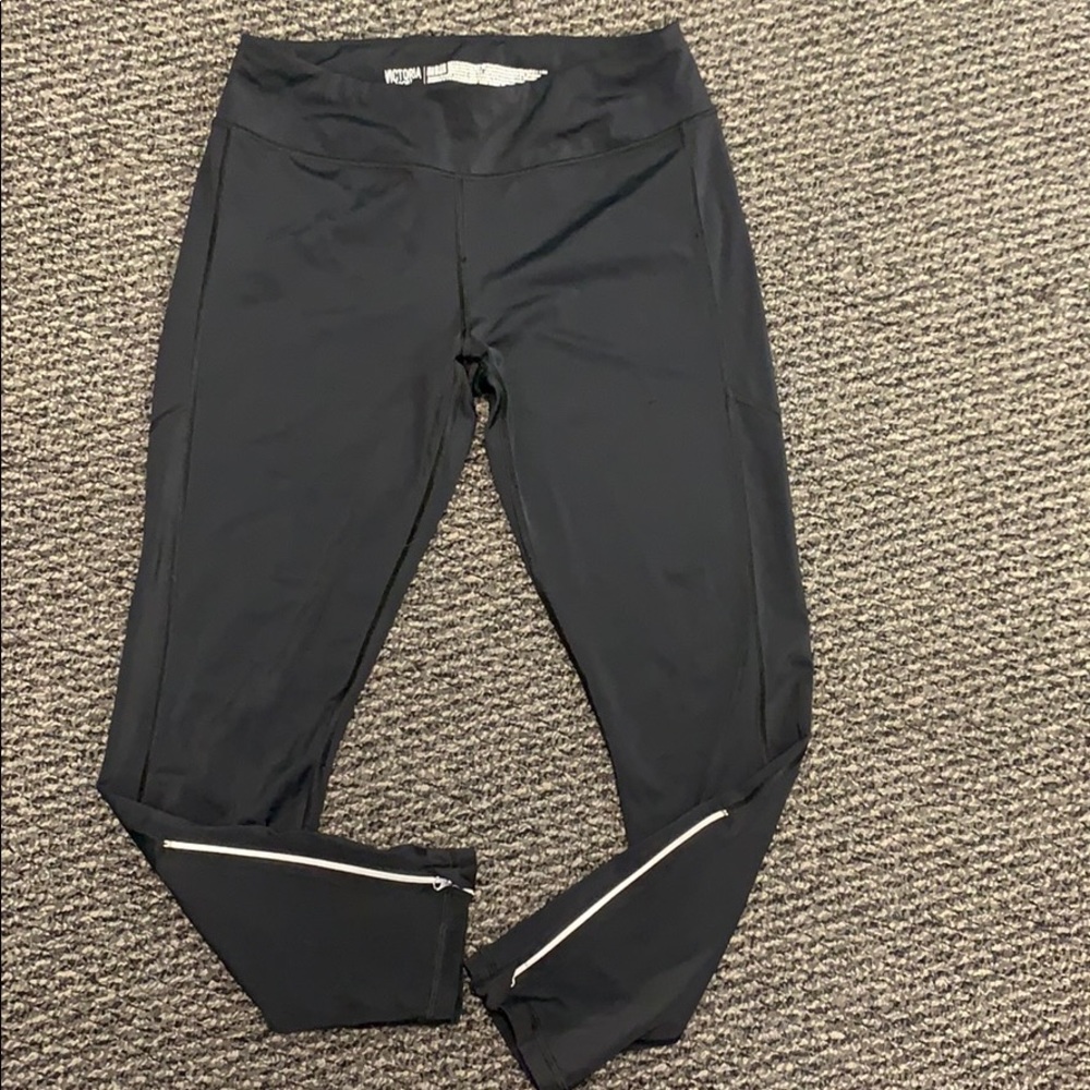 Victoria’s Secret sport leggings size L